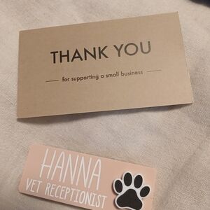 Custom Name Tag with Paw Print (HANNA) Vet Receptionist